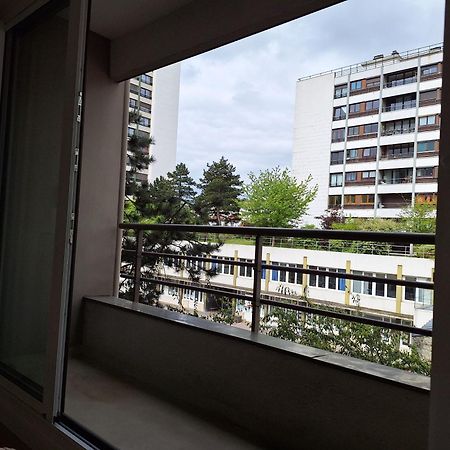 Chic Parisian Studio Retreat Bright Spacious And Secure Parking ภายนอก รูปภาพ